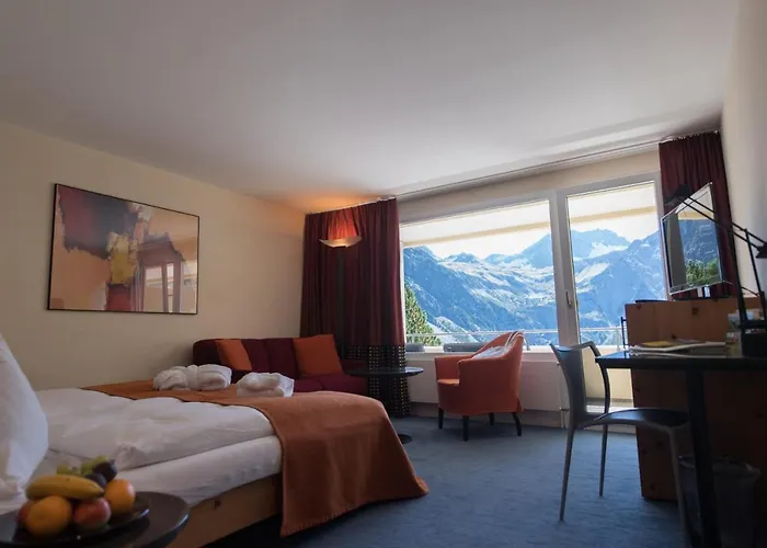 The Excelsior Ostfluegel